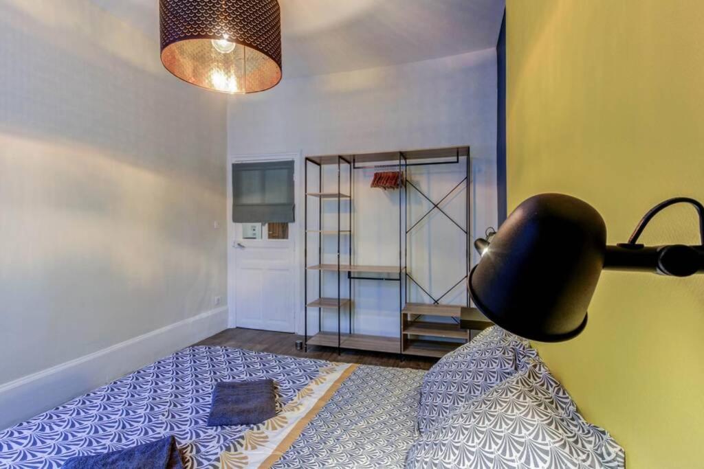 Le Dormeur Du Val - Topdestination Dijon - Centre Ville - Classe 3 Etoiles Eksteriør bilde